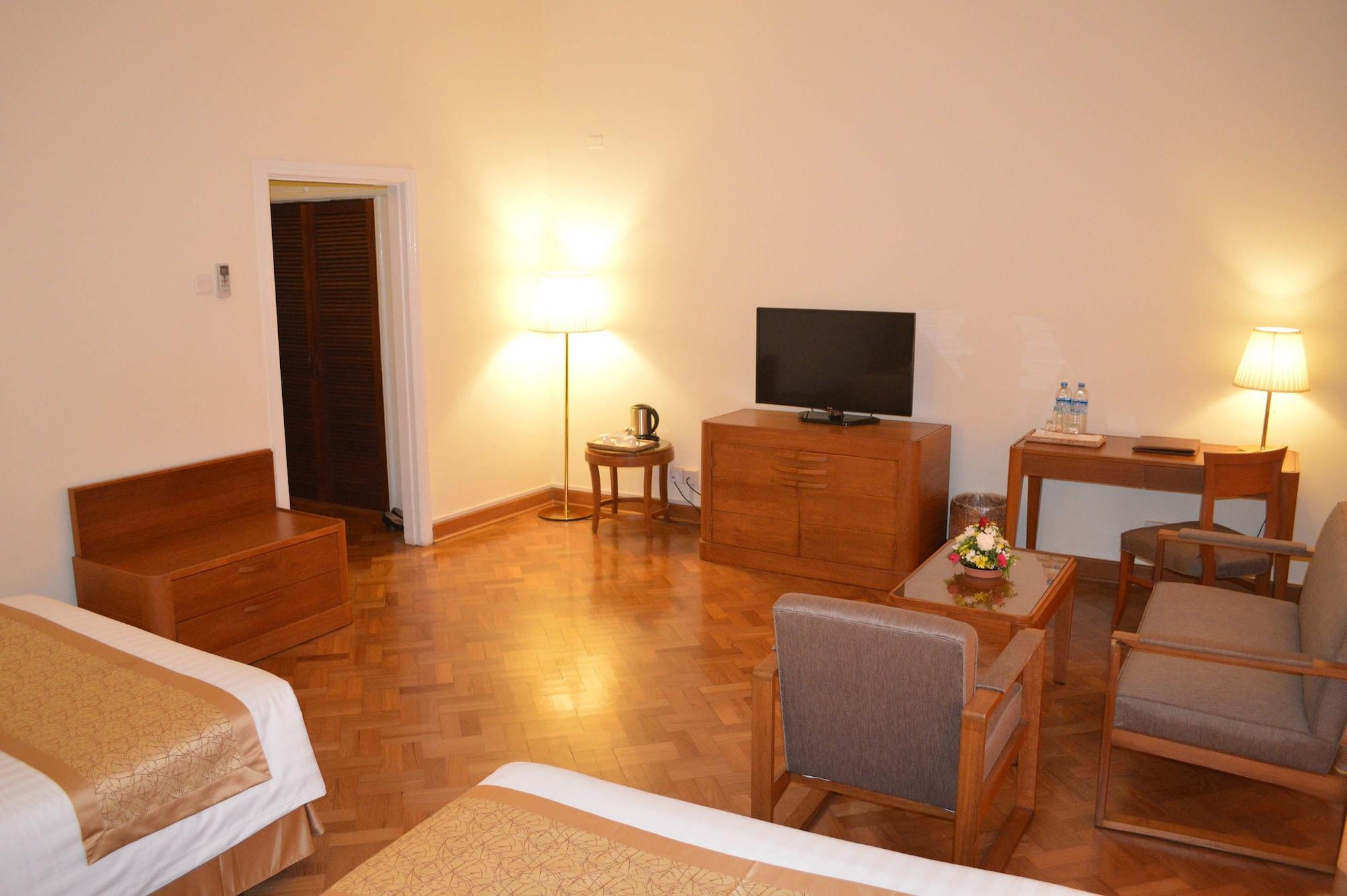 Inya Hotel