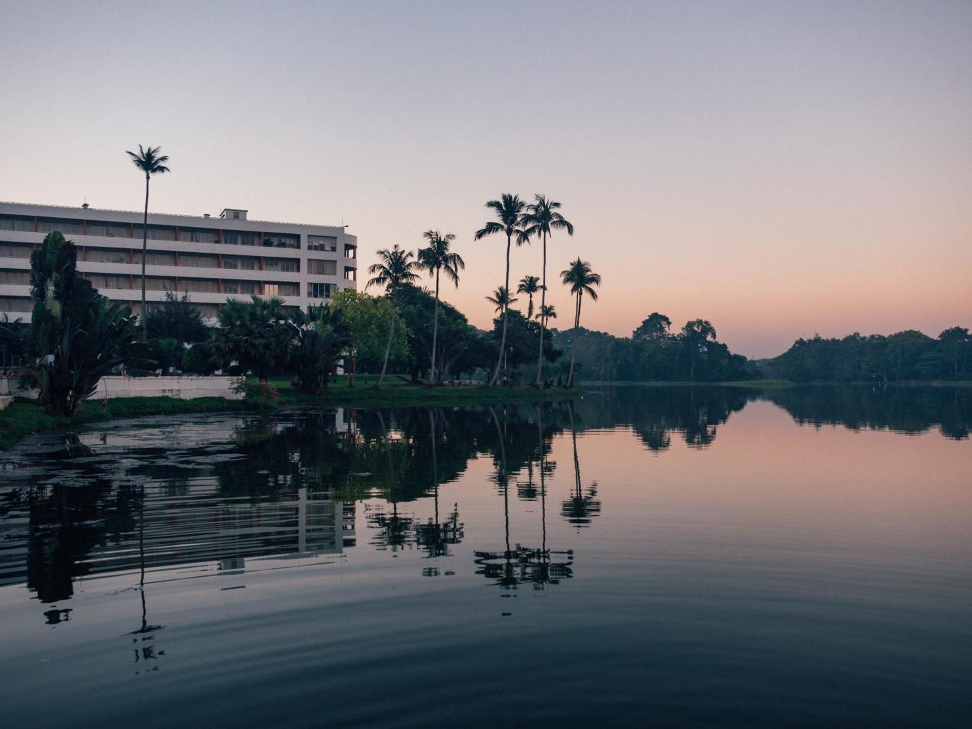 Inya 4* Yangon